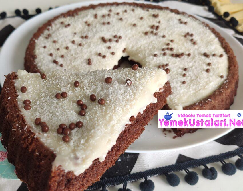 Kakaolu Kremalı Tart Kek Tarifi