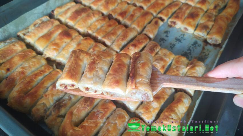 Oklava Merdane Kullanmadan Herkesin Kolayca Yapabileceği El Açması Börek Tarifi