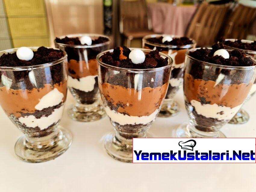 Daha Önce Hiç Duymadınız! Hem Pasta Hem Dondurma Lezzetinde : Trifle Tatlısı