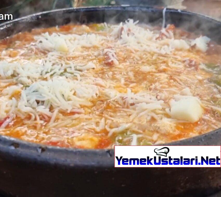 Sucuklu Kaşarlı Menemen Tarifi